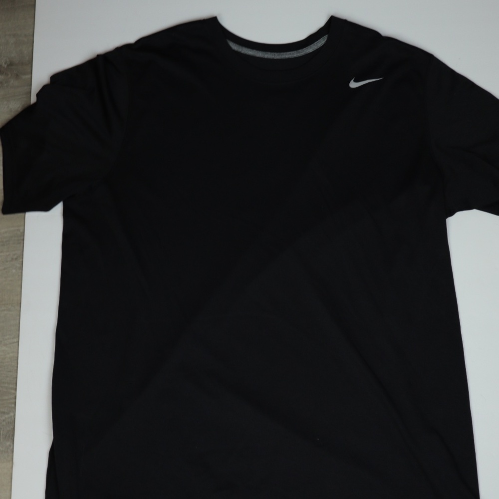 The Nike Tee Dri Fit